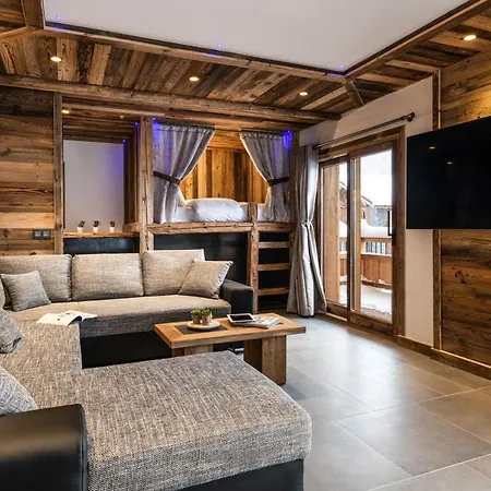 فندق Chalet Saint Maurice - Piscine Privee & Jacuzzi لا بلاني