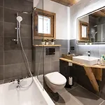 Chalet Saint Maurice - Piscine Privée&jacuzzi Hotel La Plagne