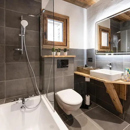 Chalet Saint Maurice - Piscine Privee & Jacuzzi Отель Ла-Плань